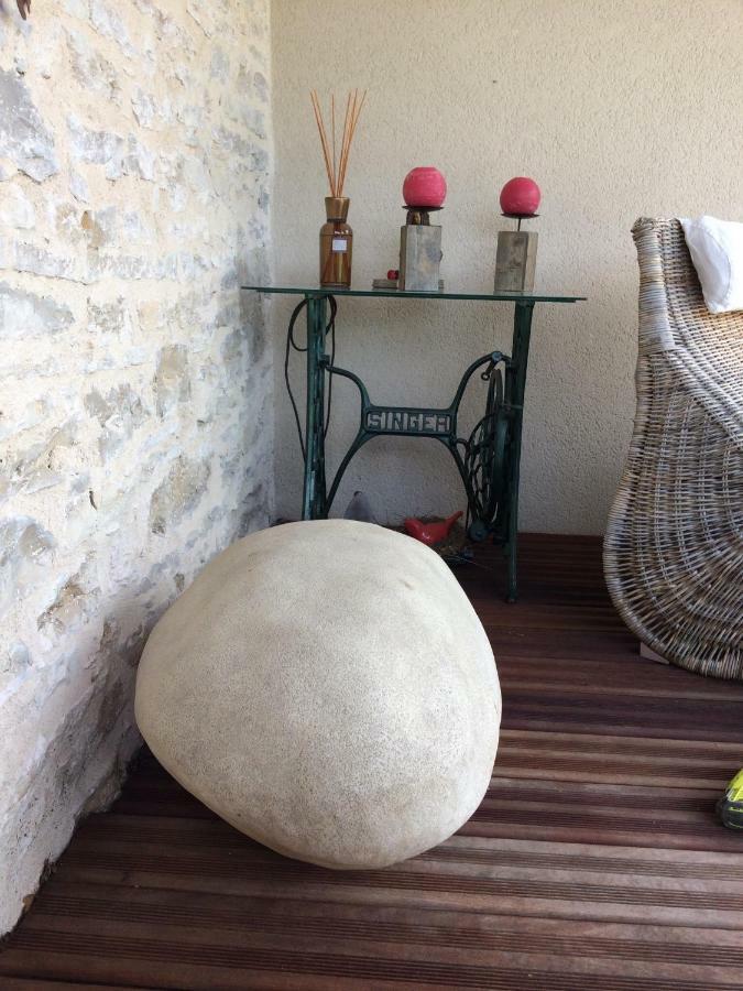 לינה וארוחת בוקר Saint-Jean-de-Laur Le Couvent מראה חיצוני תמונה