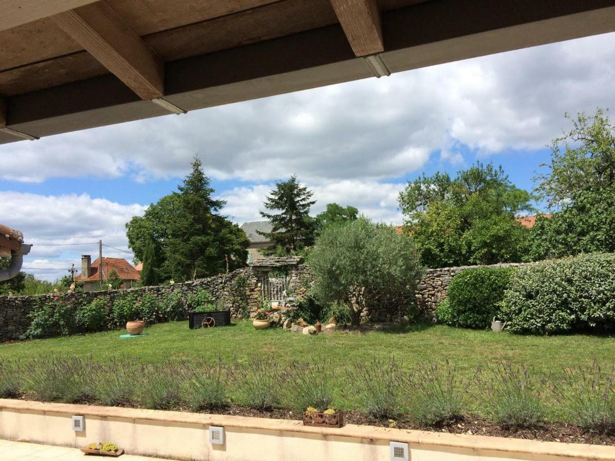 לינה וארוחת בוקר Saint-Jean-de-Laur Le Couvent מראה חיצוני תמונה